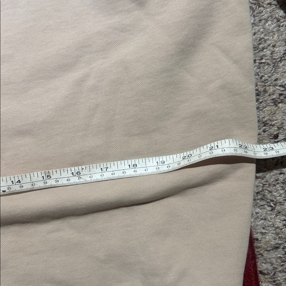 Lululemon Men's Cream Sweatshirt - Picture 6 of 9